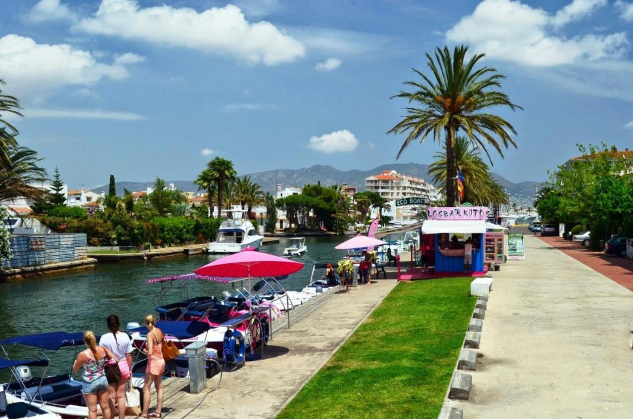 Apart-Rent Apartment Gran Reserva 0057 Empuriabrava Buitenkant foto